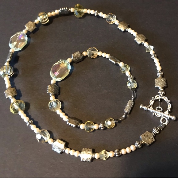 New Handmade Child’s Jewelry Set- Necklace, Bracelet & Earrings, Gold / Silver - Picture 5 of 8